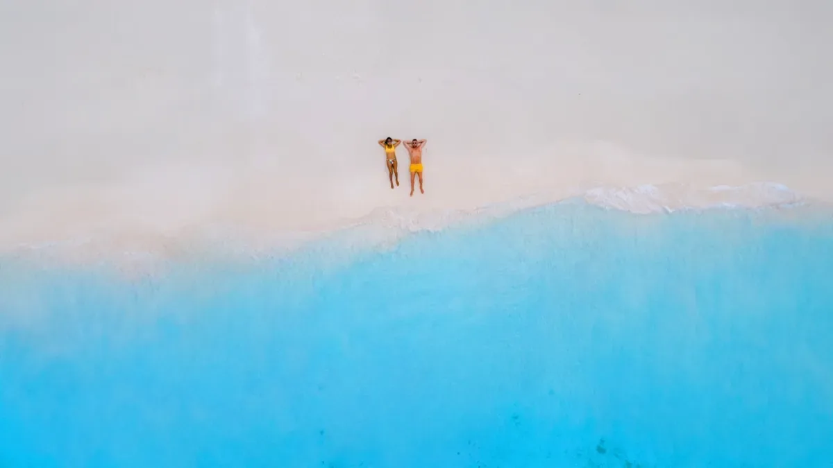 Curaçao white sand beach — DI Card guide for French citizens