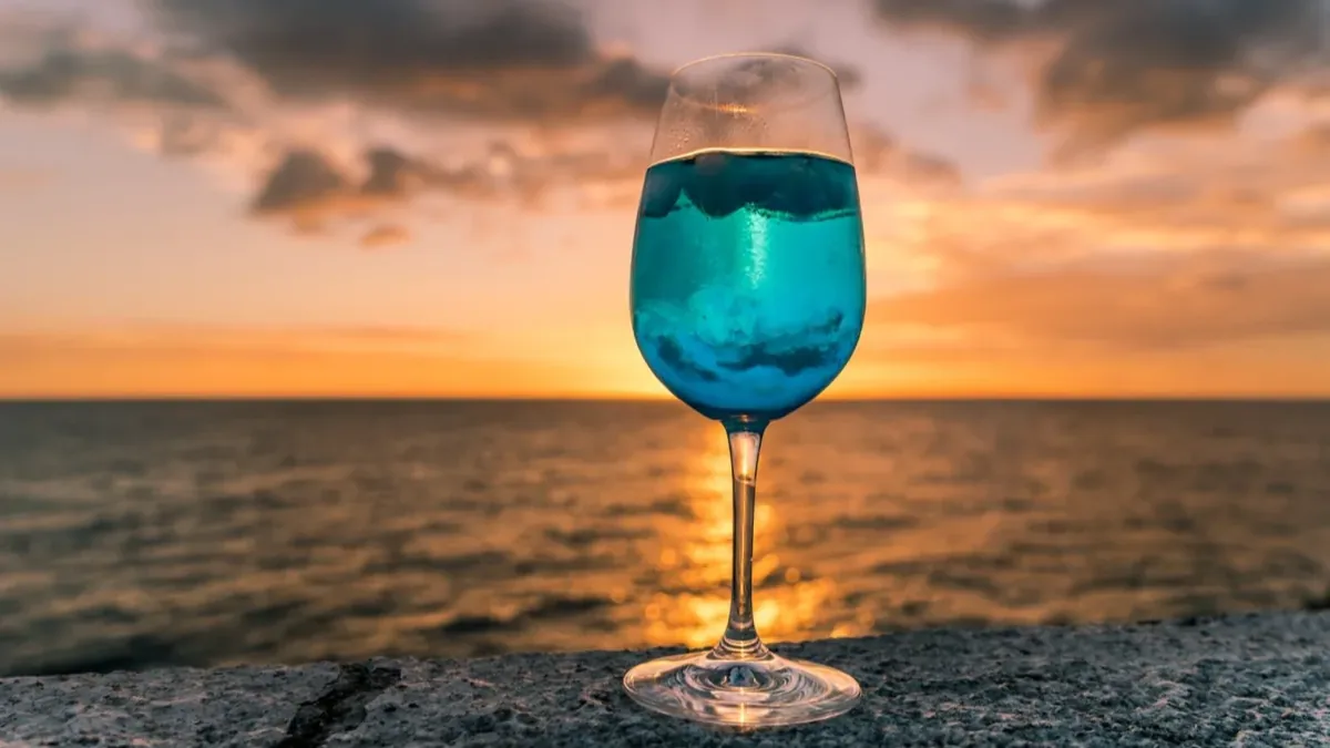 Curaçao golden hour — DI Card guide for Panamanian citizens